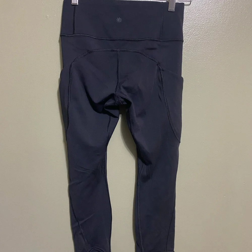Black Athleta Cropped Leggings,‎ Size XS